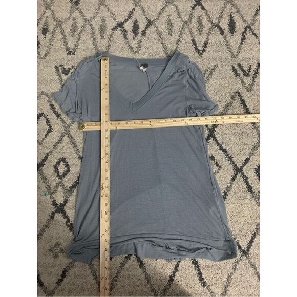Beautiful Free People We The Free Womens Size XS green/grey Short Sleeves V-Neck - Picture 7 of 8